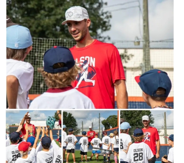 Matt Olson hosted a baseball camp at Parkview this week !