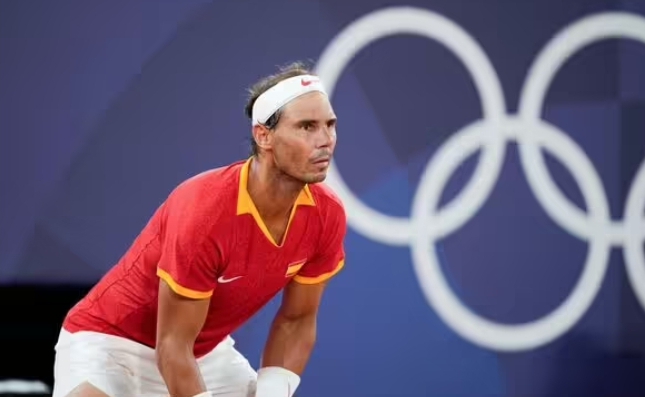 Rafael Nadal told to retire with immediate effect as concerns raised over Spaniard