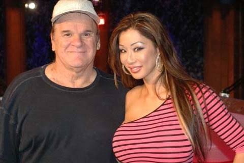 Breaking: Baseball legend Pete Rose Announced he’d split from partner Kiana kim due to..